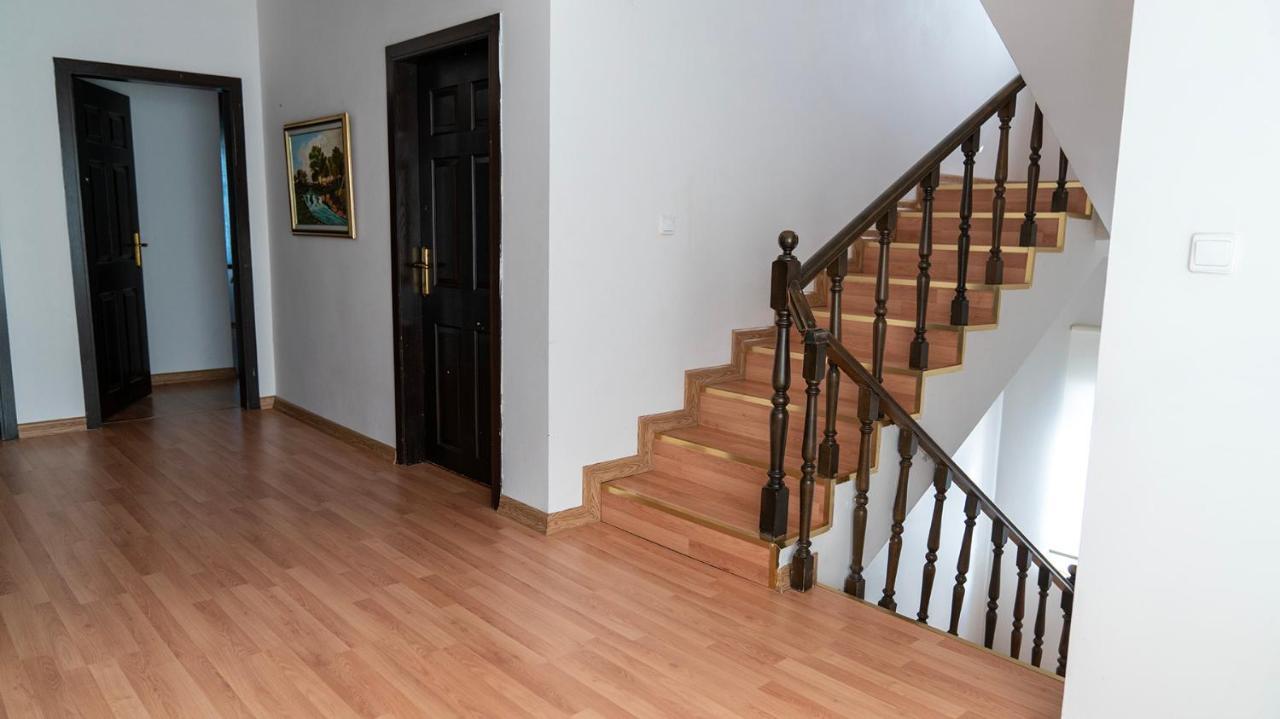 Spacious Villa With Sea And Mountain View Kemer Eksteriør billede