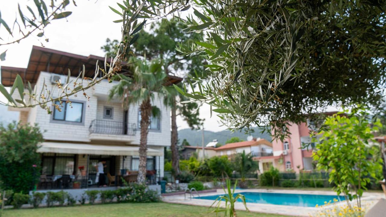 Spacious Villa With Sea And Mountain View Kemer Eksteriør billede