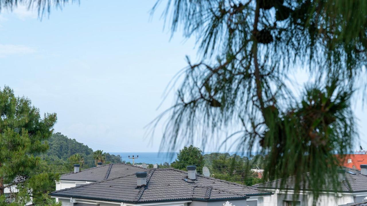 Spacious Villa With Sea And Mountain View Kemer Eksteriør billede
