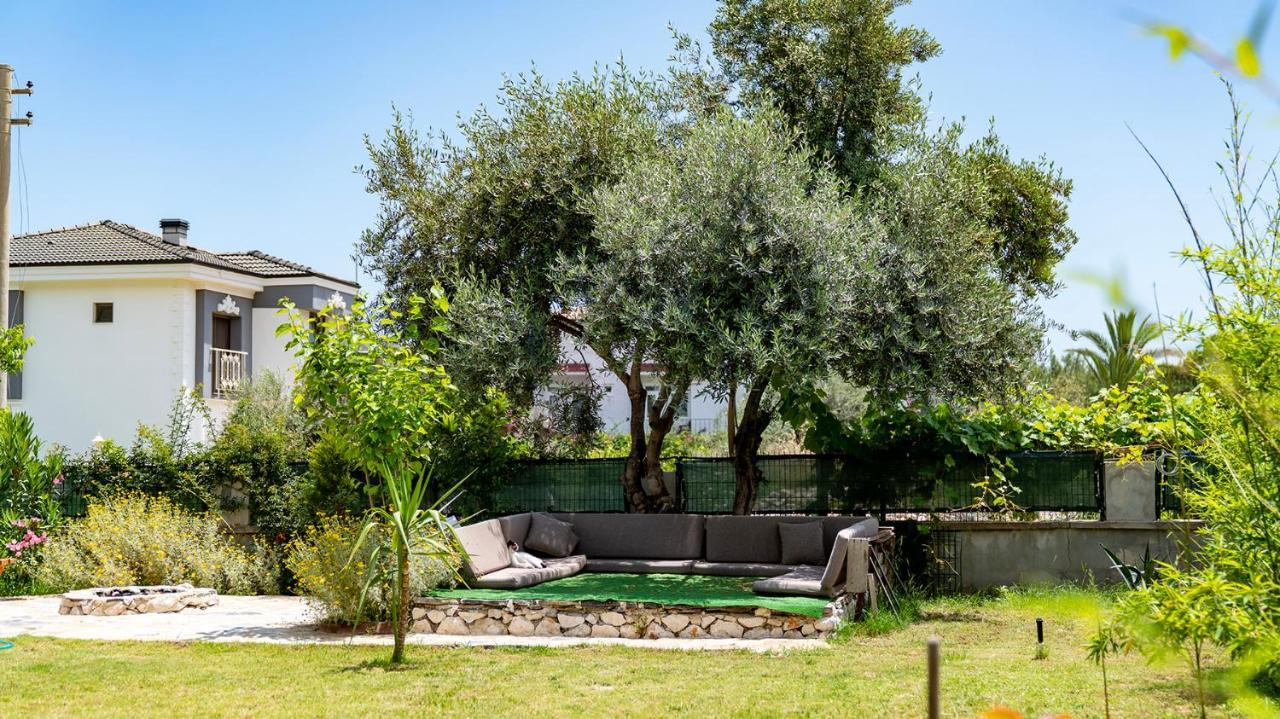 Spacious Villa With Sea And Mountain View Kemer Eksteriør billede